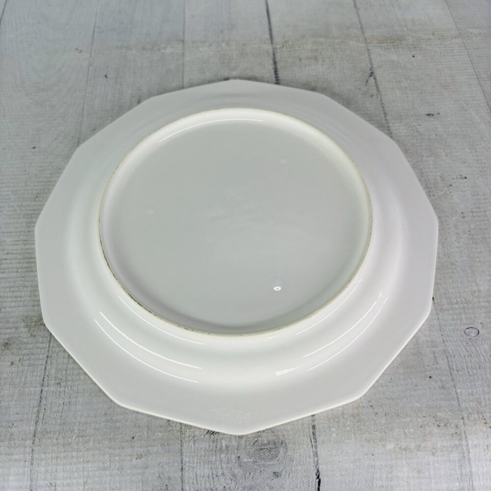 Pfaltzgraff HERITAGE WHITE Multisided Castle Mark Stoneware Dinner Plates Set 4 - Picture 7 of 16